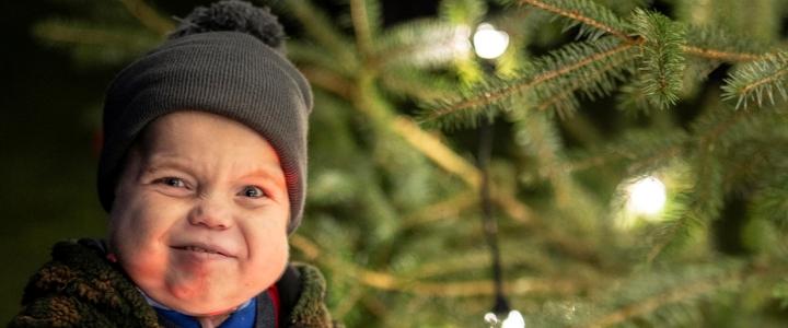 Roman Williams pressed the button to light up both the Christmas tree at County Hall and a nearby roundabout - mobile version